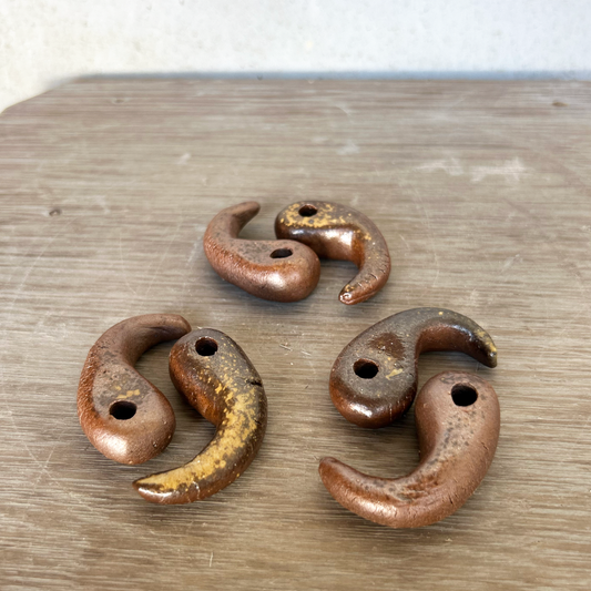 箸置き　勾玉六客